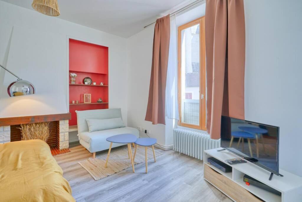 Studio Charmant Au Coeur Du Vieux Corbeil คอร์เบล-เอซองส์ ภายนอก รูปภาพ